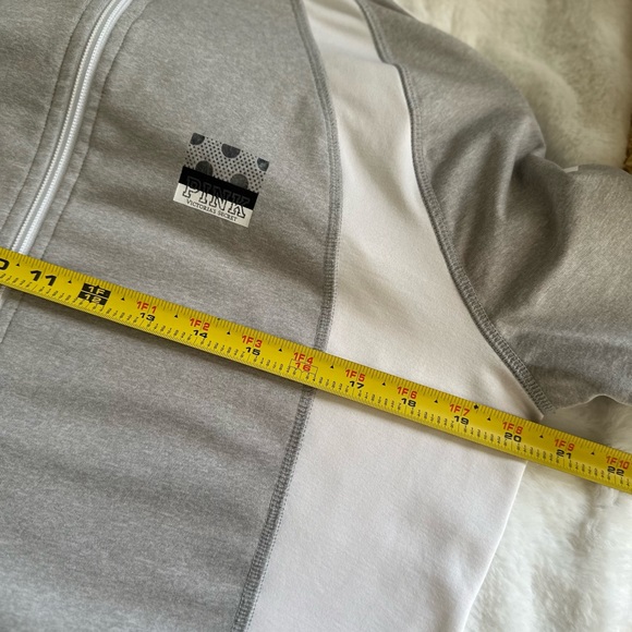 Pink by Victoria Secret jacket Ultimate running jacket women size L - Picture 9 of 9